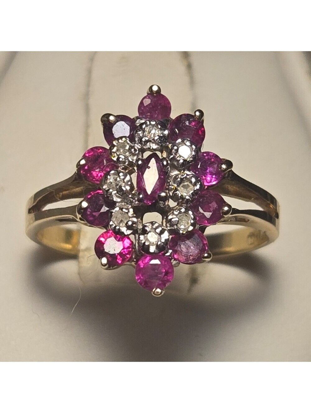 10k Gold Signed Ruby Flower Ring Sz 6.5